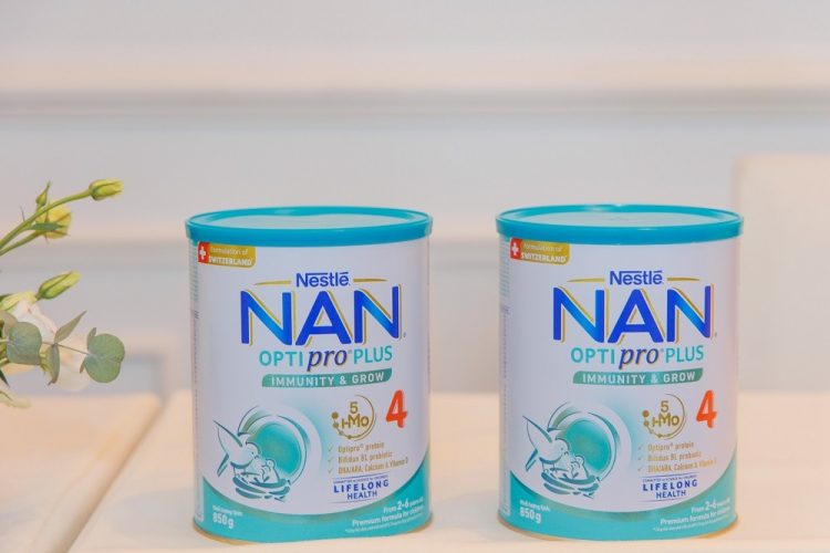 Làm sao để chọn đúng loại sữa bột Nestlé cho từng giai đoạn phát triển của bé?